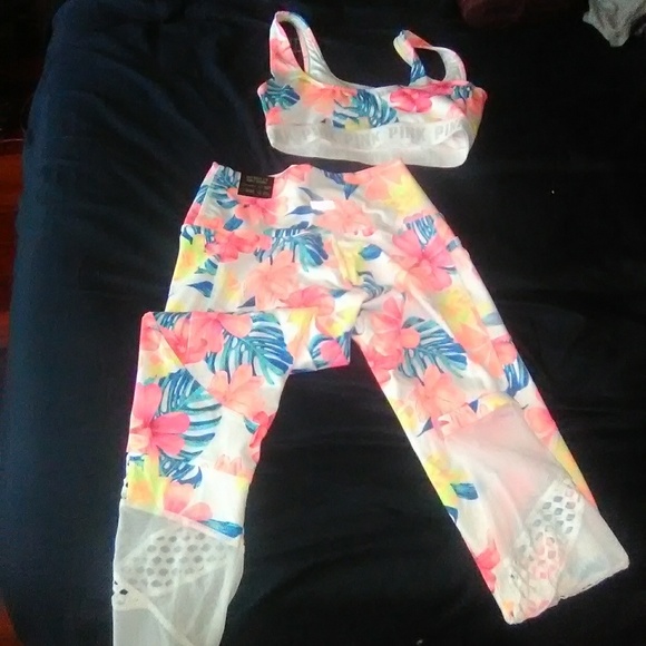 Pink Outfit - Picture 1 of 1